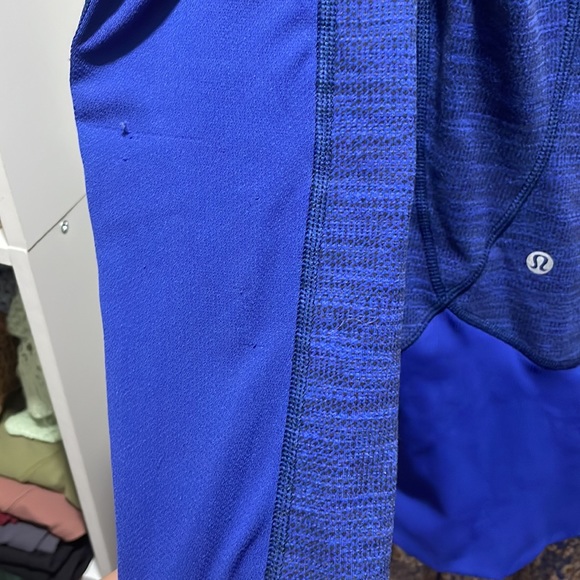 Zip up - Picture 7 of 9